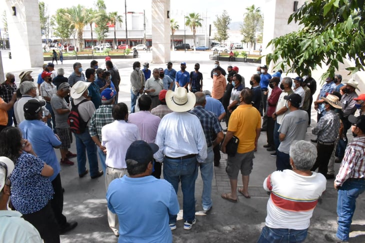 En Monclova, ex obreros de AHMSA desesperan en caso del 5%