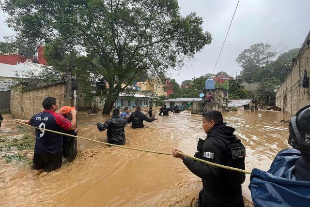 Bolivia se solidariza con México por muertes causadas por el huracán Grace