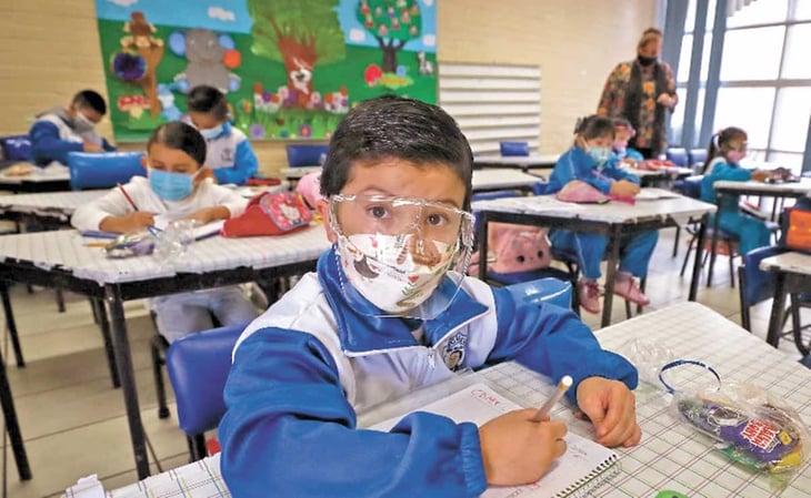 Salud CDMX descarta cierre de escuelas por casos positivos de COVID-19