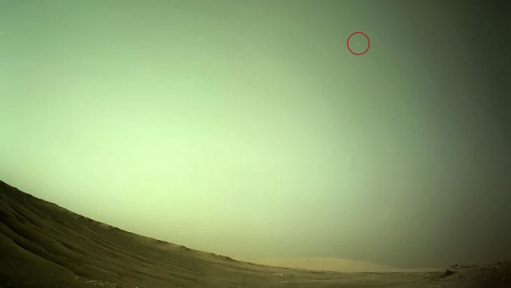 VIDEO: El róver Perseverance vislumbra Deimos, la pequeña luna de Marte