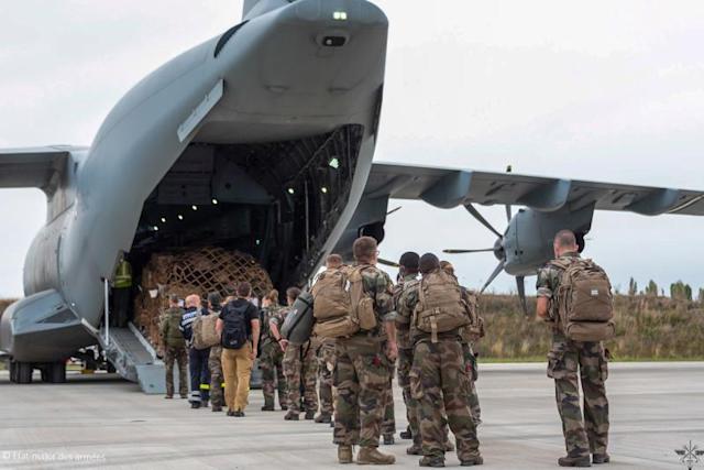 Francia tendrá que suspender las evacuaciones de Kabul la noche del viernes