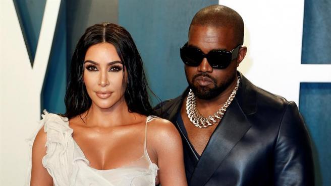 Kim Kardashian y Kanye West 'se casan' durante 'DONDA'