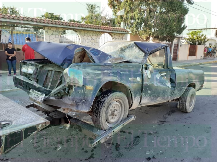Carambola de tres vehículos en Frontera deja cuantiosos daños materiales 