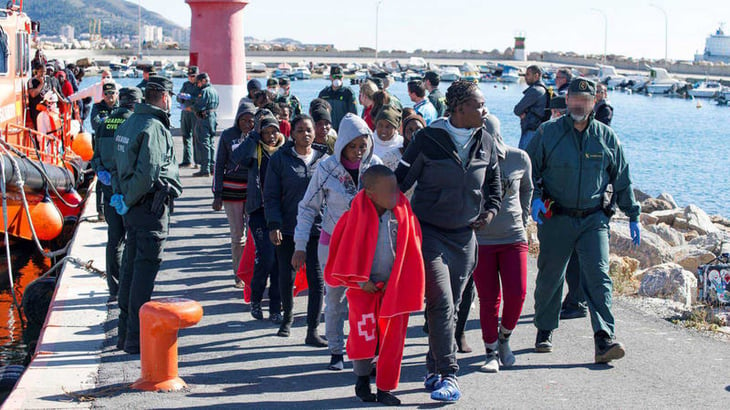 Llegan a España más de 450 inmigrantes por mar en las últimas horas