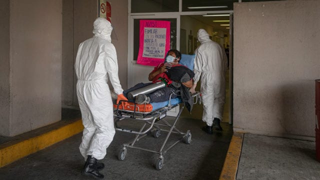 COVID-19: 265 mil 420 las defunciones por coronavirus en México