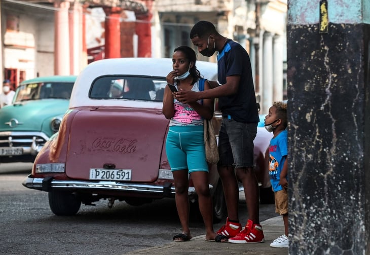 Registran aumento en un día de 8.394 casos de COVID-19 en Cuba 