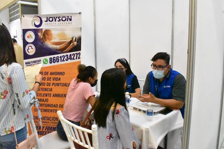 Feria del empleo tiene 400 vacantes para ciudadanos de la Región Centro