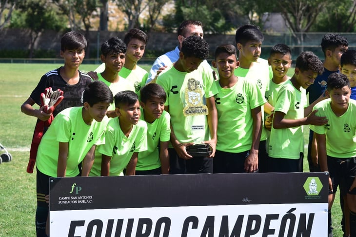 CF Guerreros alza el título de la Juvenil A en el fútbol Xochipilli