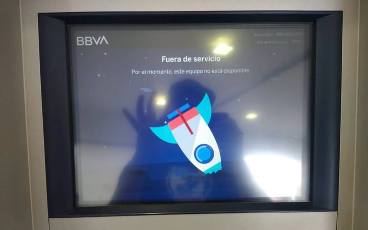 Usuarios de BBVA reportan fallan de app y cajeros
