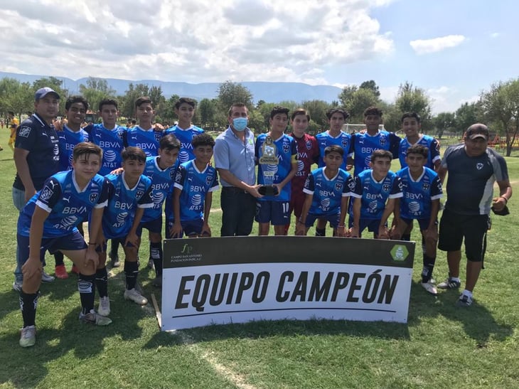 Un campeonato más para Rayados en la liga de fútbol del parque Xochipilli
