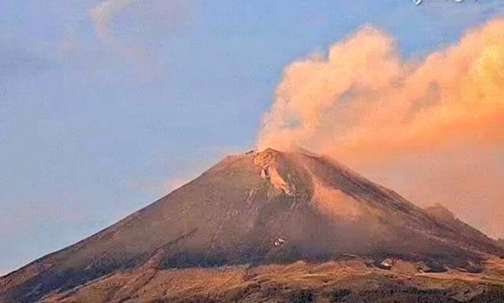 Captan explosión de volcán Popocatépetl; continúa en Amarillo Fase2