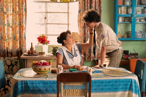 Revelan fecha de estreno de ‘Acapulco’, la nueva serie de Eugenio Derbez