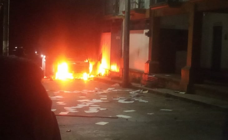 Incendian alcaldía y patrulla en Altamirano, Chiapas, tras ceremonia