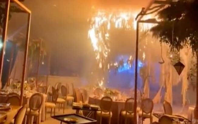 Salon en Torreón se incendia por culpa de show pirotecnico 