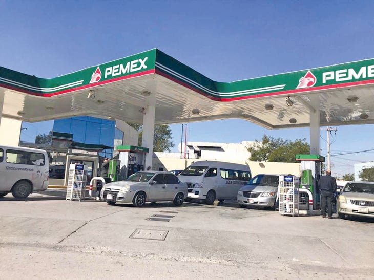 Los gasolineros prevén desbasto de combustible en la Región Centro