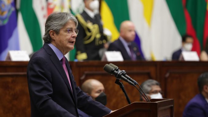 Lasso pide al Parlamento de Ecuador trámite urgente de reformas económicas