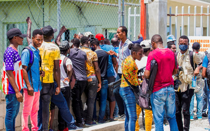 México reanudará próxima semana vuelos de retorno de migrantes haitianos