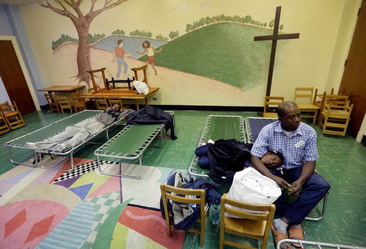 Las iglesias se preparan para refugiar a migrantes