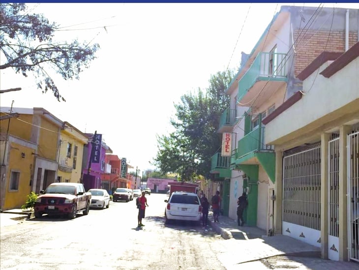 Los haitianos dejan la zona hotelera de Monclova, hace algunos días estaba abarrotada