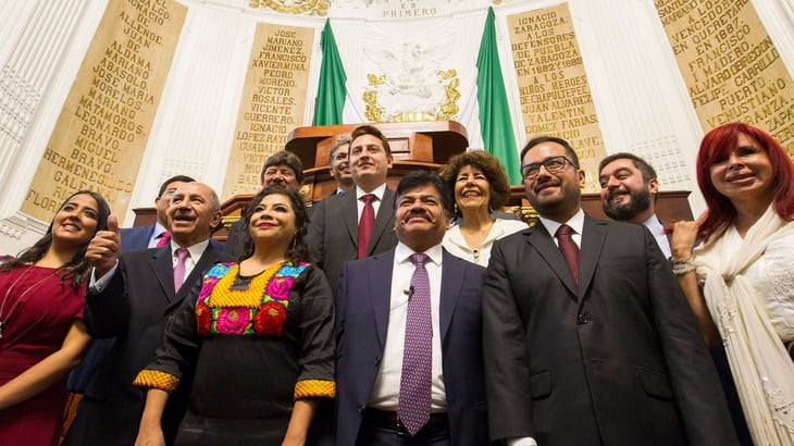 Rinden protesta los 16 nuevos alcaldes de la Ciudad de México