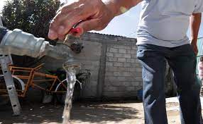 Tlalnepantla sufre por desabasto de agua