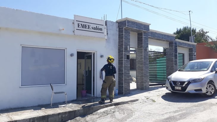 Pirómano corre a trabajadoras de su estética e incendia el local en Monclova 