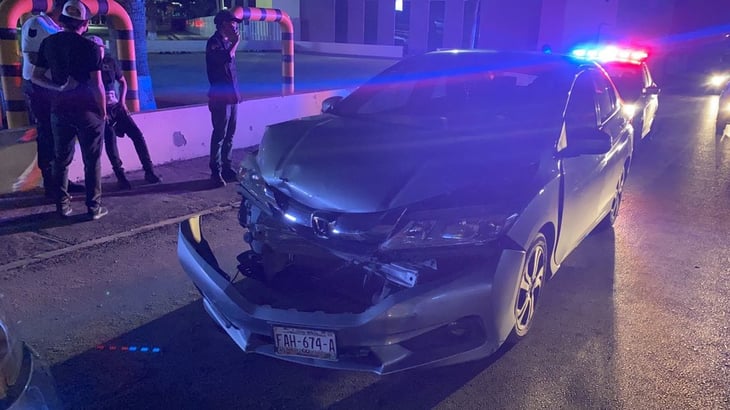 Un automóvil termina proyectado por alcance y deja a su conductor lesionado en Monclova