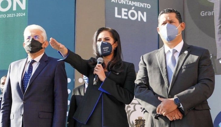 Toma protesta nueva alcaldesa de León