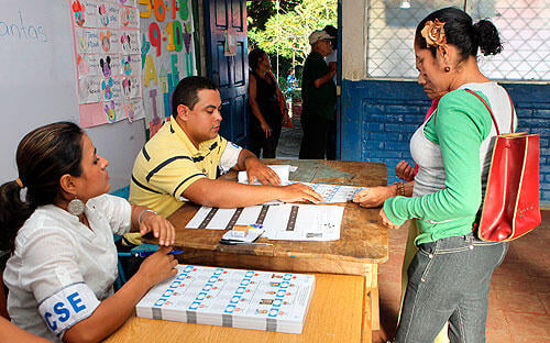 Nicaragua prohibirá el uso de teléfonos móviles en juntas receptoras de votos