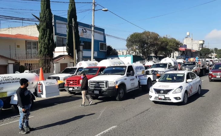 Gaseros amagan con bloquear la México-Toluca por tope de precios