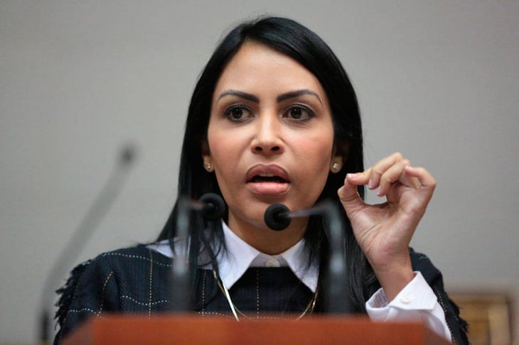 Opositora pide a CPI actuar en Venezuela, tras muerte de militar en prisión
