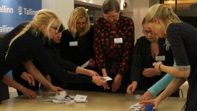 Coaliciones locales y partidos de Gobierno dominan en comicios en Estonia