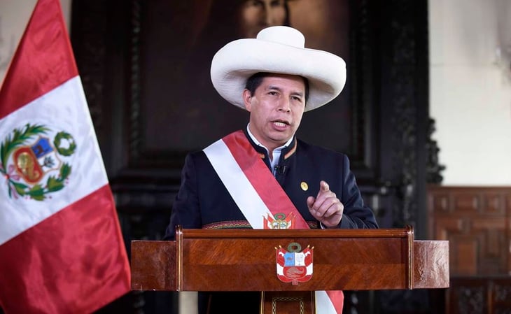 Pedro Castillo rinde homenaje al Señor de los Milagros y pide por bienestar de Perú