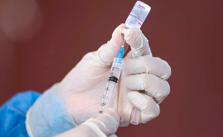Alistan vacunación para 400 mil menores con comorbilidades en Edomex