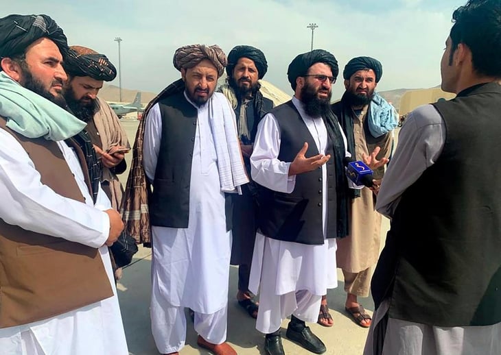 Talibanes reparten toneladas de trigo en Afganistán
