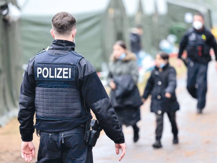 Alemania refuerza  su control fronterizo ante llegada de migrantes