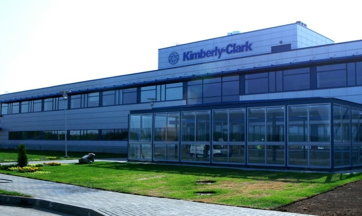 Anuncia Kimberly Clark aumento de hasta 7 % en precios sus productos