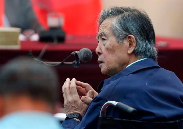 Juez vuelve a aplazar decisión sobre juicio a Alberto Fujimori por esterilizaciones