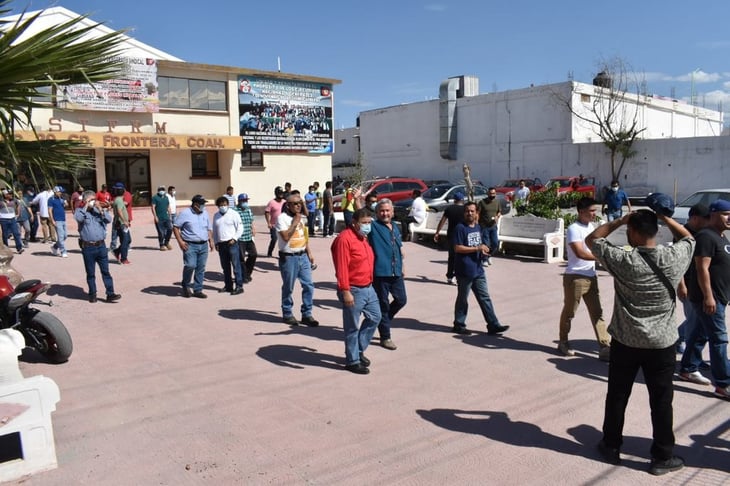 El líder ferrocarrilero de Frontera Rodolfo Chairez viola los derechos de 200 trabajadores