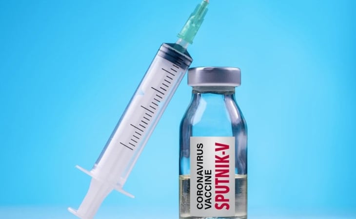 Cae servidor público con 57 dosis de vacuna Sputnik en Edomex