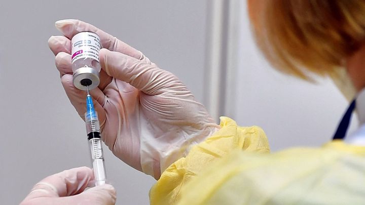 Bolivia estima una pérdida mínima de vacunas tras aplicación de tercera dosis