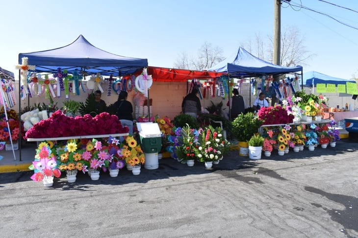 Floristas de Monclova esperan que las ventas 'revivan' este Día de Muertos
