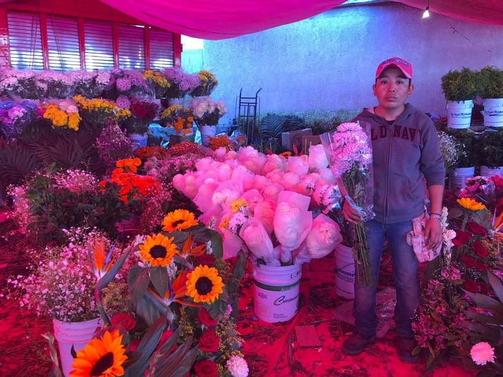 Floristas esperan vender todo en Monclova