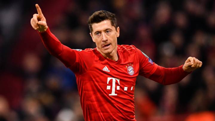 Robert Lewandowski clasifica al Bayern para octavos