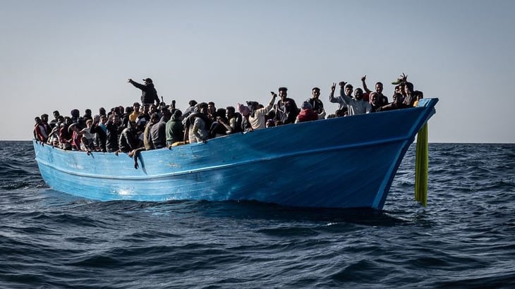 Los 800 migrantes rescatados por Sea Eye podrán desembarcar en Sicilia