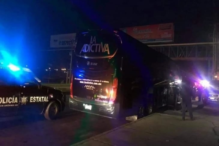 Atacan camión de ‘La Adictiva’, banda que se presentó en Feria de Metepec