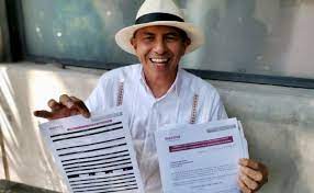Se registra Salomón Jara como aspirante a candidato de Morena por la gubernatura de Oaxaca
