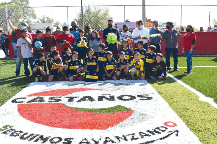 Autoridades de Castaños inauguran cancha de fútbol