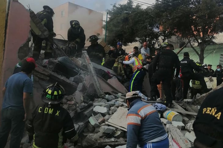 Una fuerte explosión provocó el colapso de una vivienda y dejó a 12 heridos en Ciudad de México