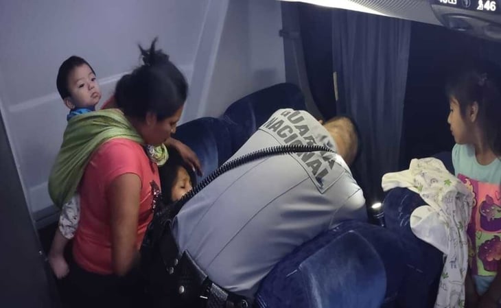 GN auxilia a una mujer que dio a luz en un autobús en la carretera Ciudad Victoria a Monterrey